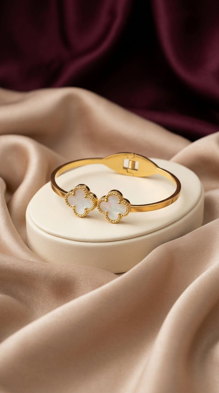 Ivory Clover Bangle