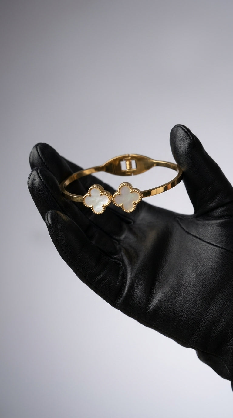 Ivory Clover Bangle