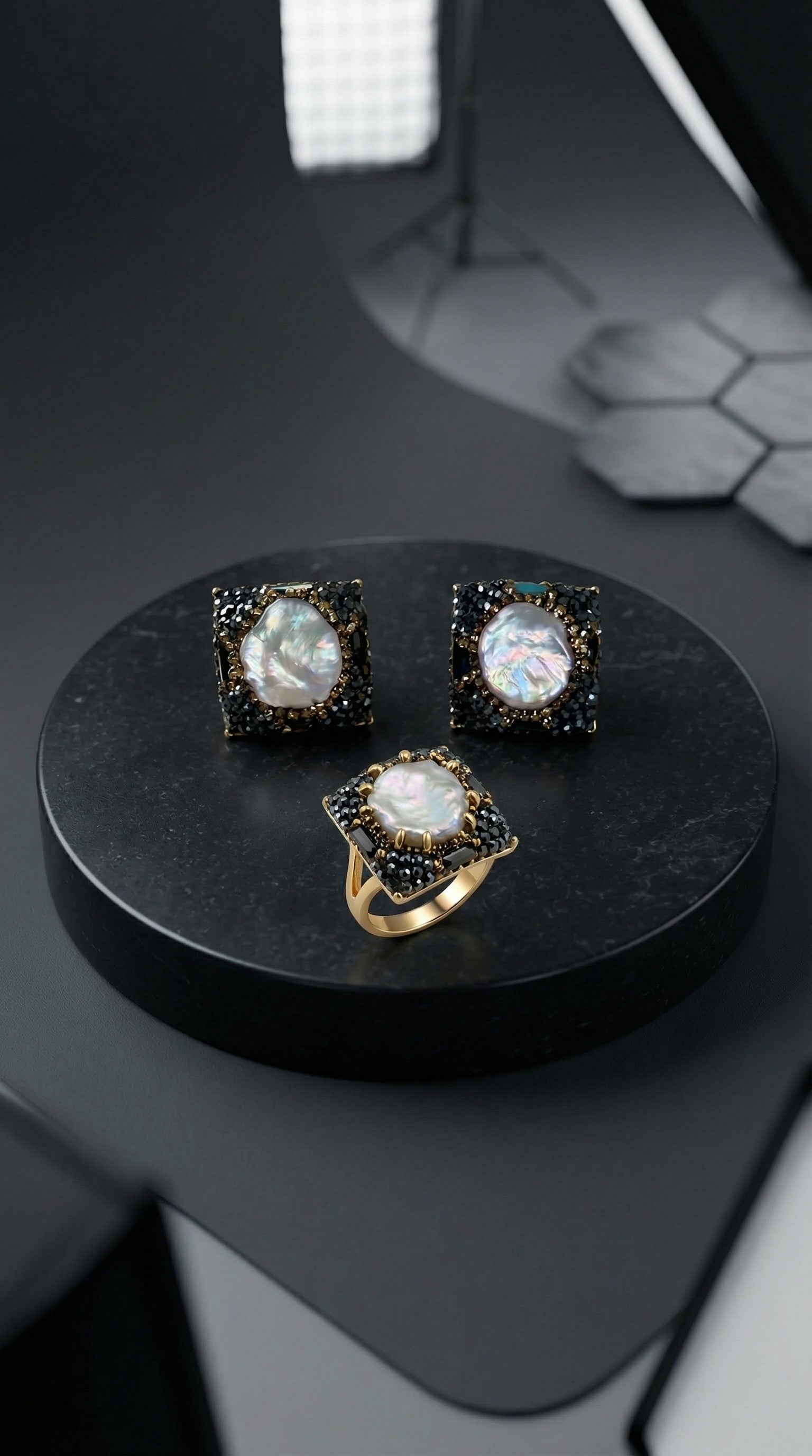 Tanqis Set