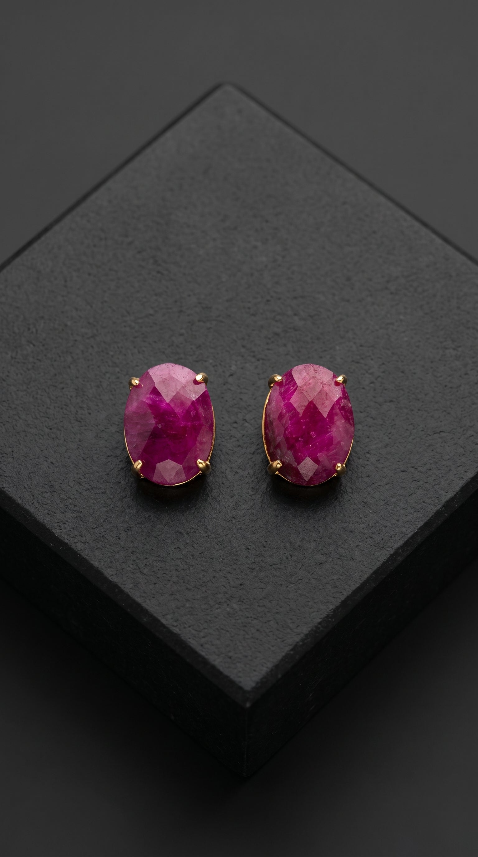 Lorvik Earrings