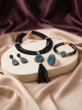 Seraphina Sets