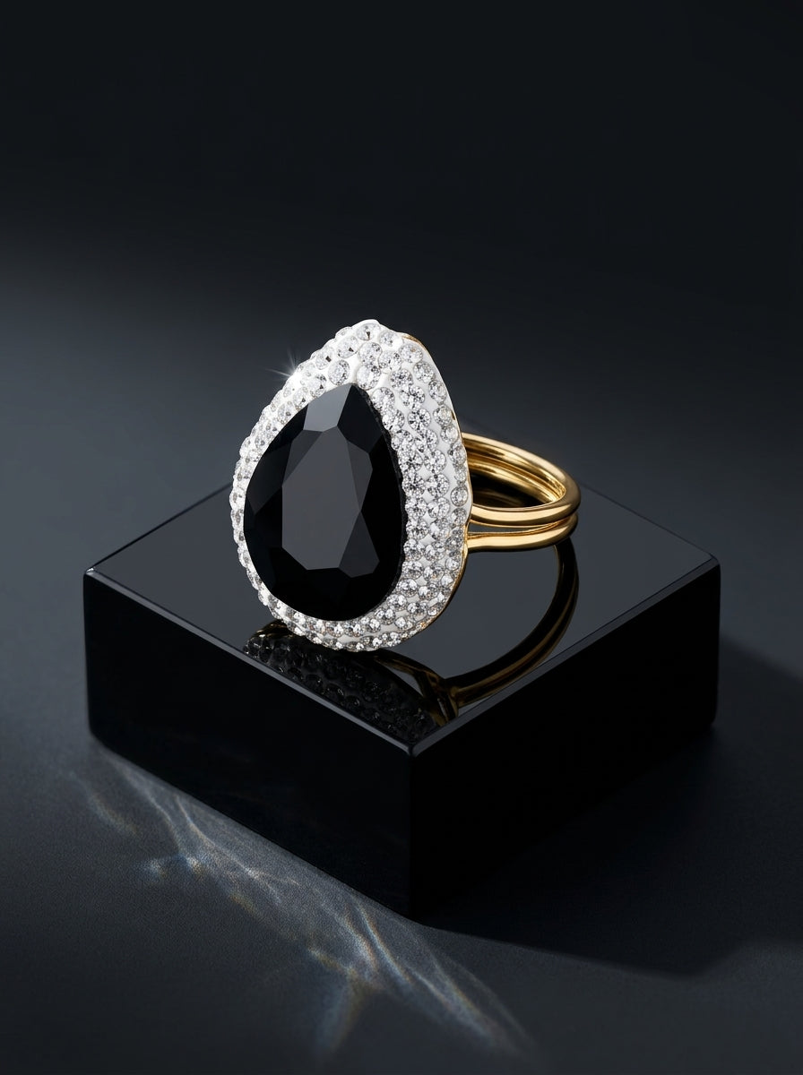 Selene Ring