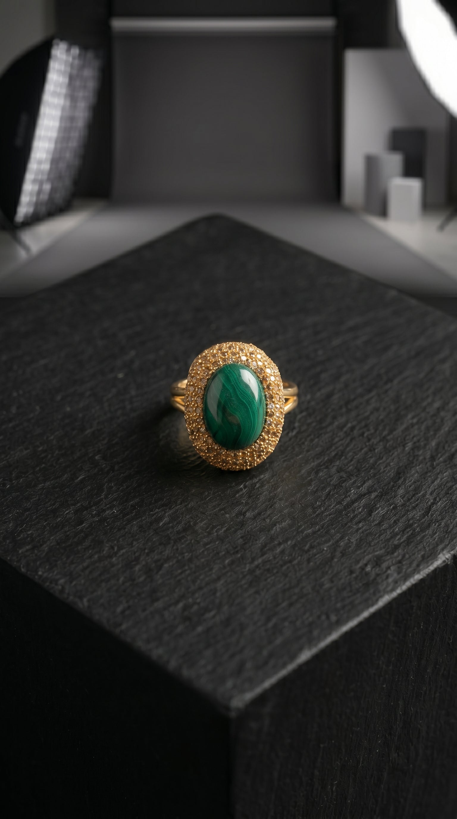 Inci Ring